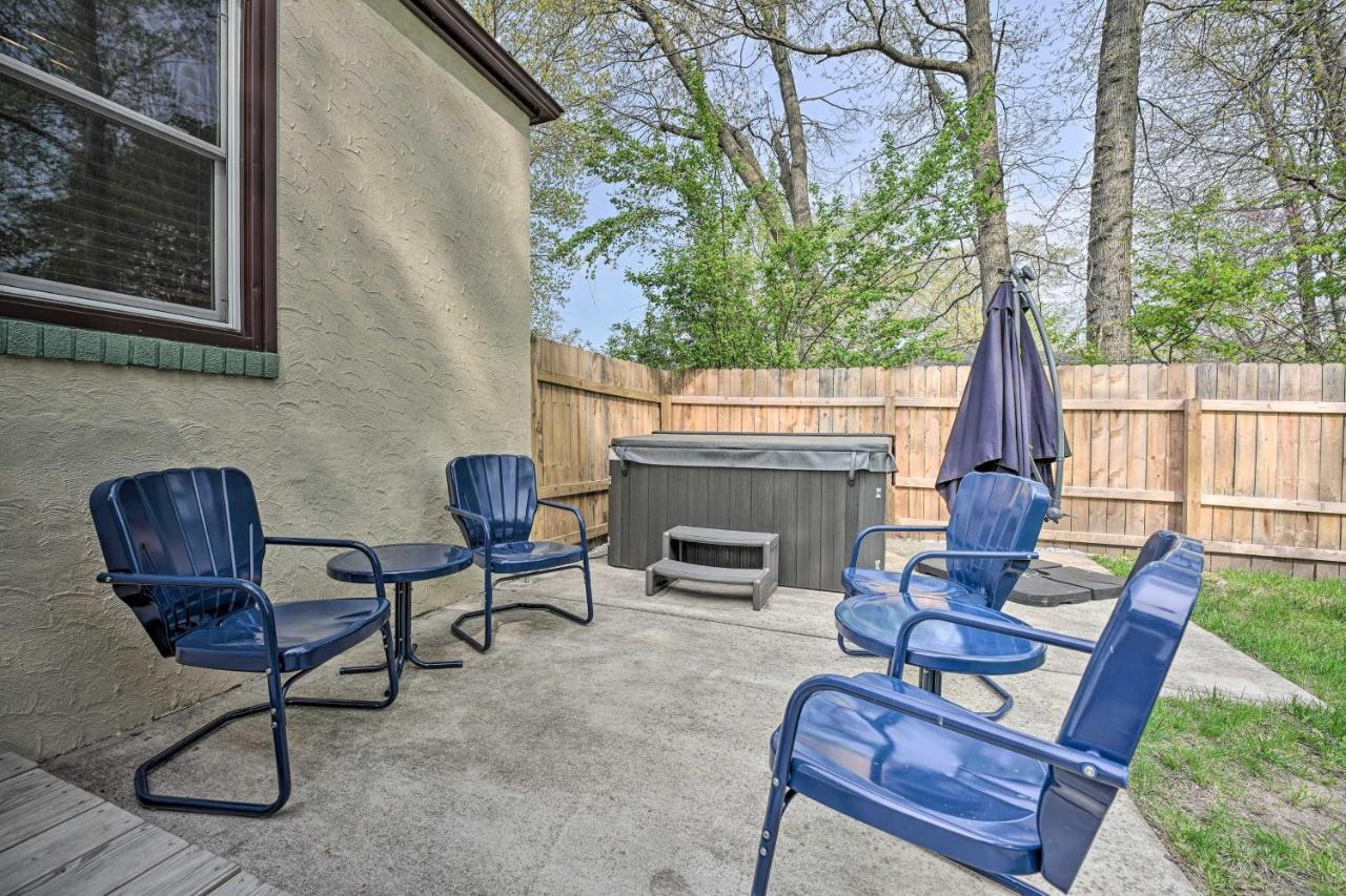 Benton Harbor Gracie Cottage With Hot Tub And Yard! المظهر الخارجي الصورة