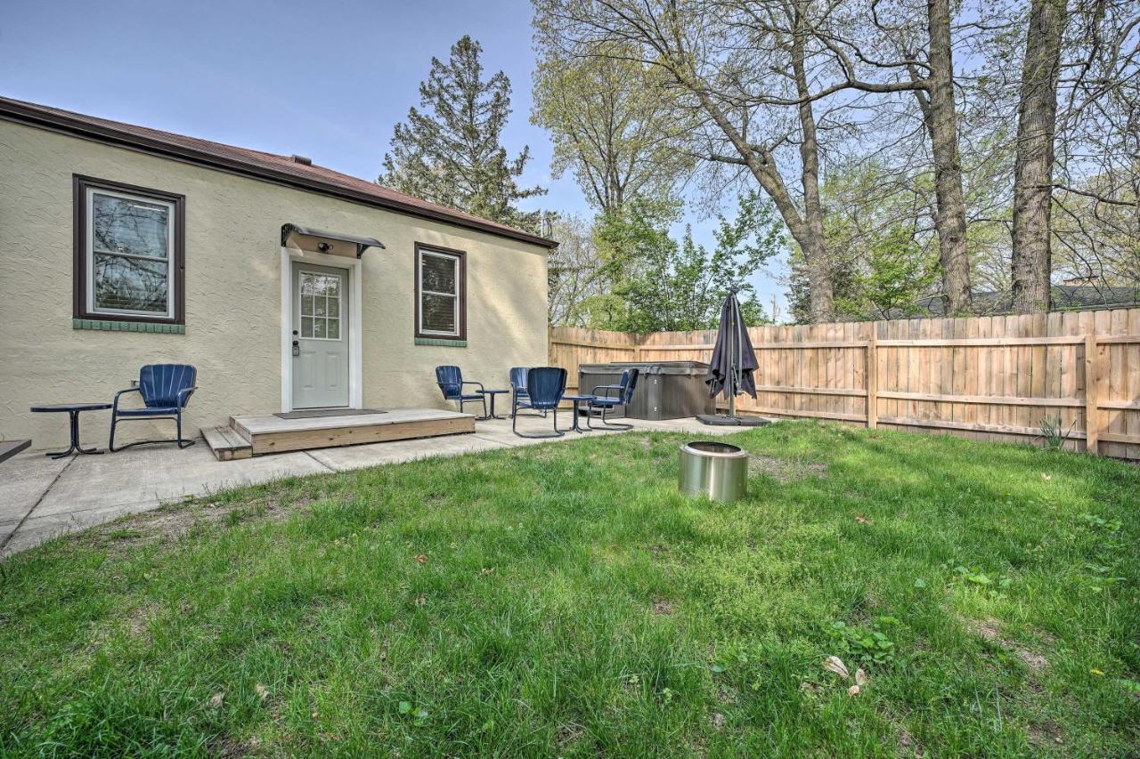 Benton Harbor Gracie Cottage With Hot Tub And Yard! المظهر الخارجي الصورة